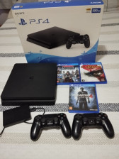 PS4 + controles + jogos