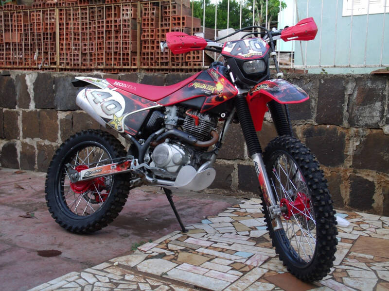 Trilha de Moto CRF 230 e KTM 300 Lugar Top Demais 